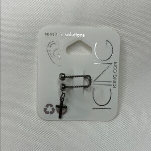 ICING Black Cross Ear Cuff